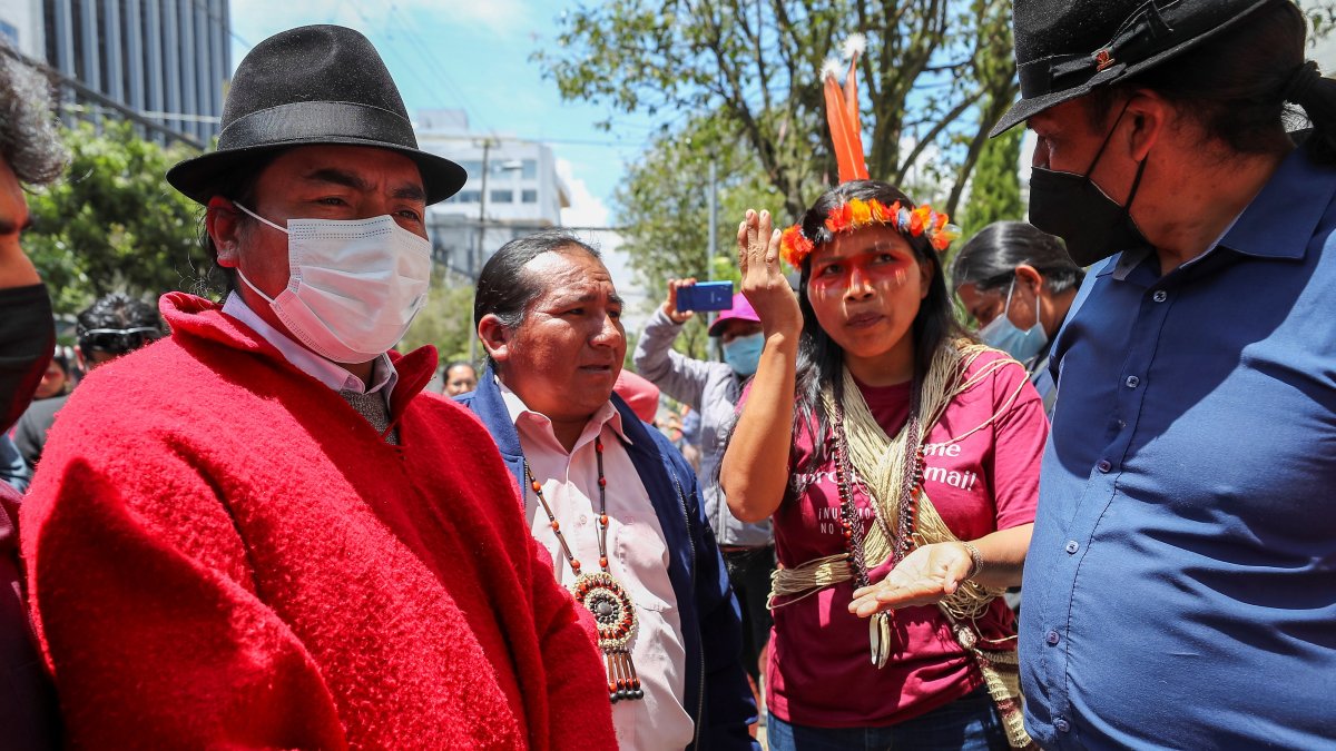 Las dos organizaciones de protesta social más importantes de Ecuador convocaron para finales de octubre a una movilización para exigir al presidente Guillermo Lasso que cumpla sus demandas en materia laboral y social.