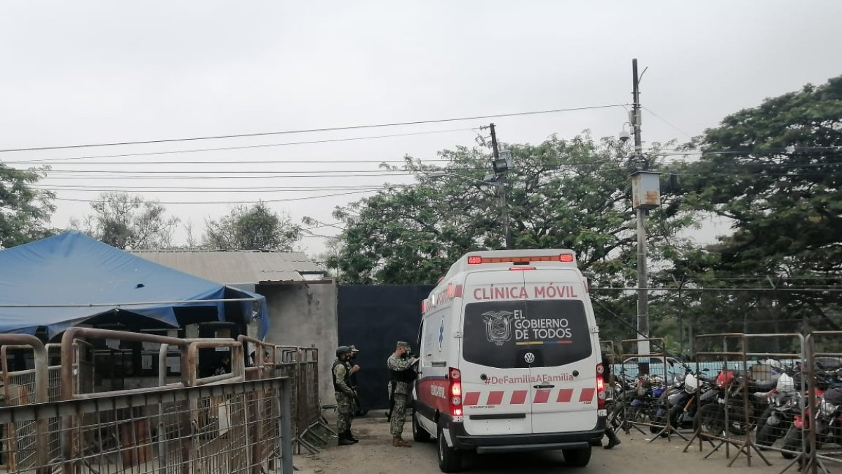 Una clínica móvil ingresó al recinto carcelario, ubicado en el kilómetro 16,5 de la vía a Daule