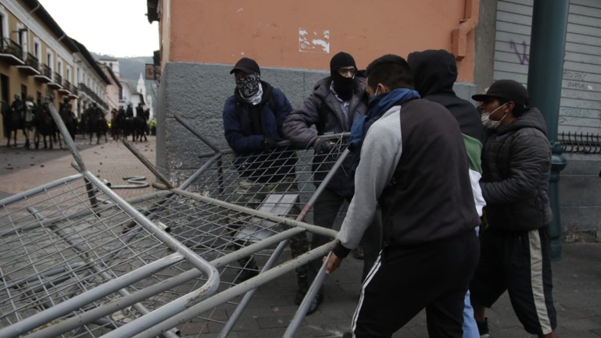 Hasta la tarde de este martes 37 personas fueron detenidas por interrumpir la circulación de las vías en el país.