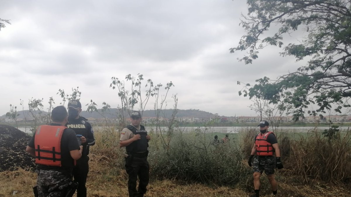 Los agentes del Grupo de Operaciones Especiales (GOE) estuvieron a cargo de la búsqueda.