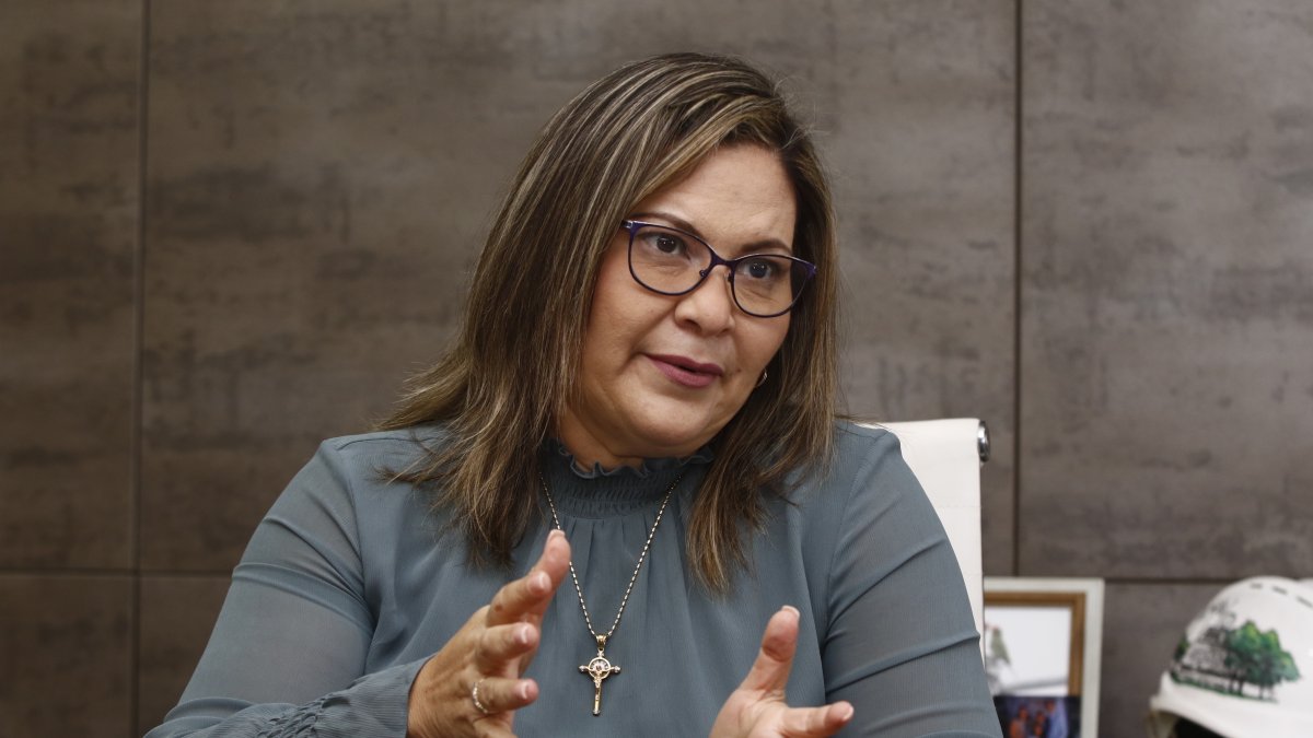 Rectora de la Espol, ingeniera mecánica, tiene maestrías y un doctorado en Ciencias de los Materiales, labora en la institución desde 2000.