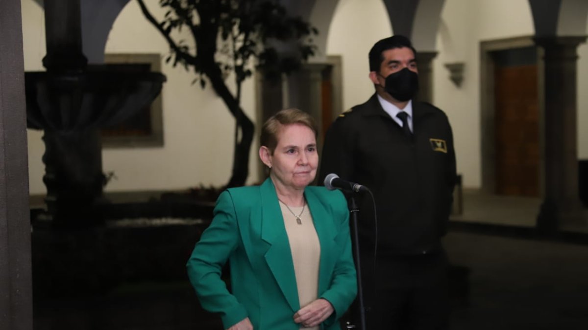 Evaluación. La ministra de Gobierno Alexandra Vela evaluó el segundo día de manifestaciones