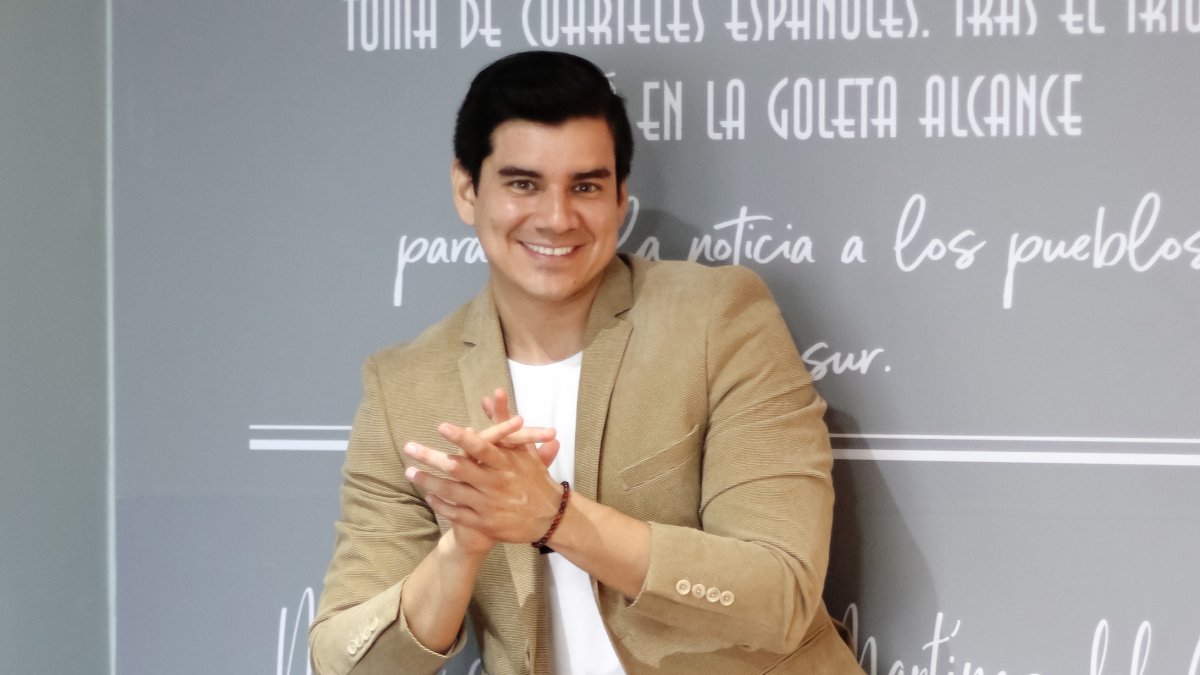 Isaac ahora presentará el segmento 'Combate'.