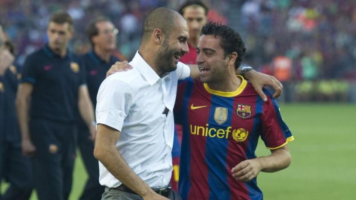 Guardiola dirigió a Xavi en ese Barcelona de ensueño. También fueron compañeros.
