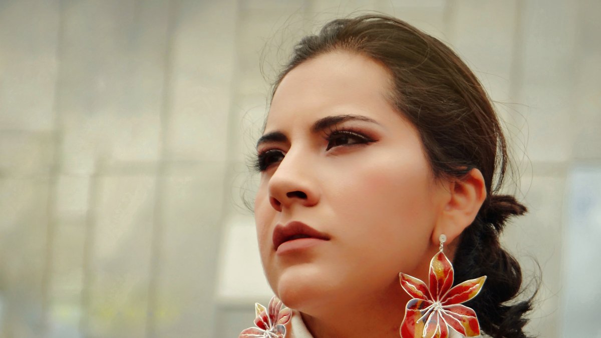 La artista ha recorrido un amplio camino artístico hasta descubrir lo que hoy es su oficio.