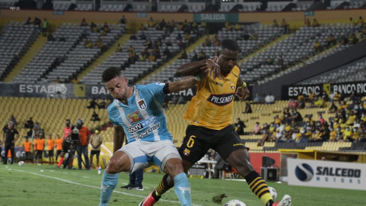 Barcelona perdió ante 9 de Octubre.