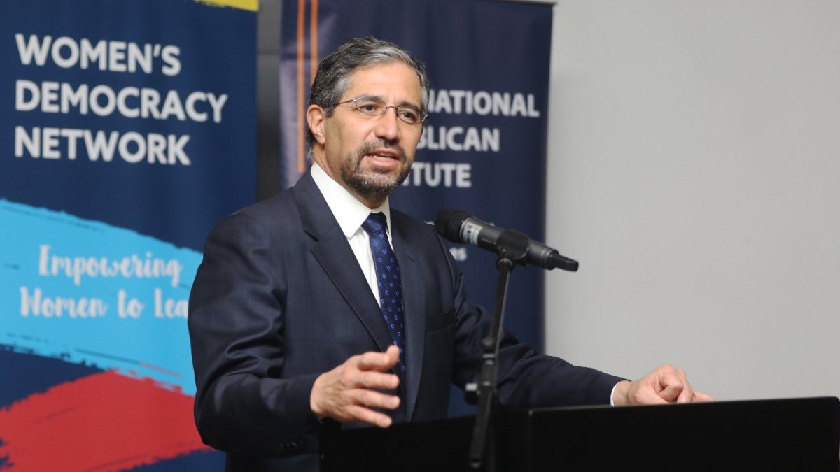 El canciller ecuatoriano Mauricio Montalvo, participará de la IV Reunión del Mecanismo de Consultas Políticas el 8 de noviembre, actualmente está en España junto al presidente Guillermo Lasso 