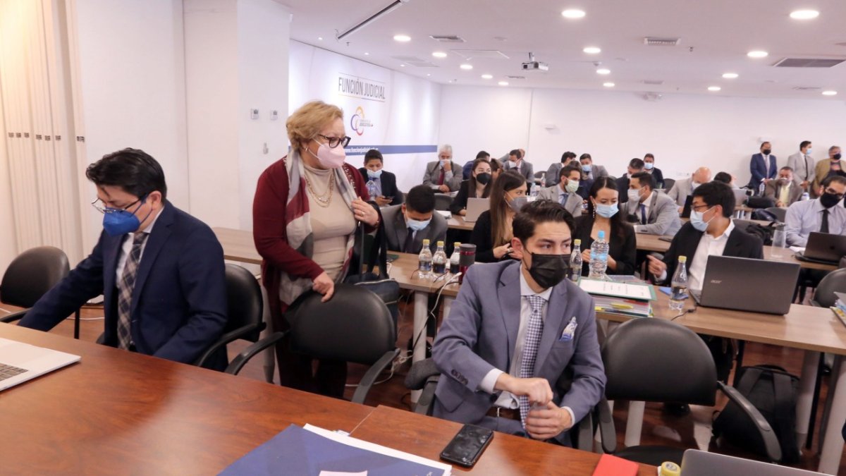 Suspensión. En el Complejo Judicial norte de Quito se realizó la primera parte del juzgamiento para 14 sospechosos de peculado en las pruebas PCR.