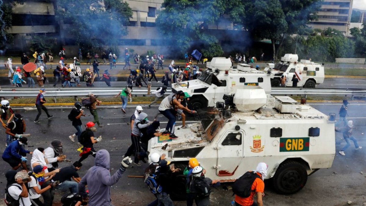 Las fuertes protestas contra el régimen chavista de 2017 y 2018 en Venezuela.