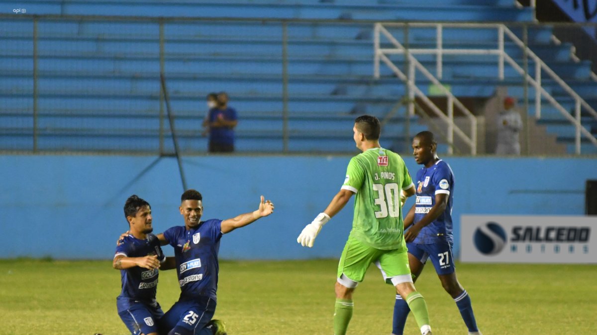 9 de Octubre espera luchar hasta la última fecha, ya sea por la etapa o clasificar a Libertadores.