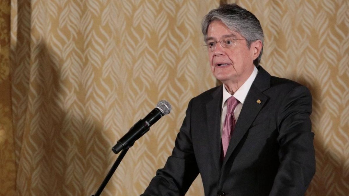 Guillermo Lasso se reunió con miembros de agrupaciones indígenas