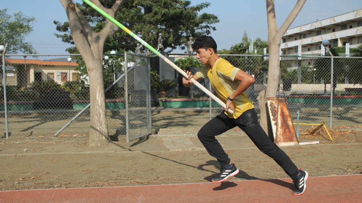 El joven de 18 años inició en esta disciplina con tan solo 12 y es una promesa del deporte.