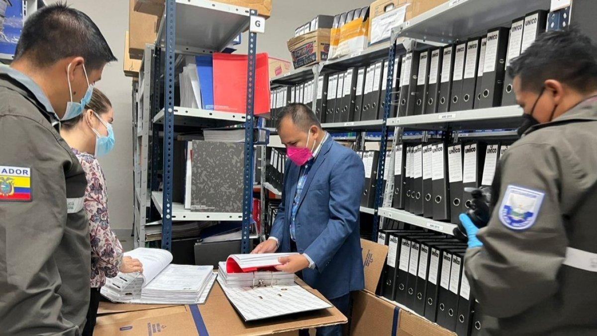 Caso. Se retuvieron los documentos que son parte de sendos procesos.