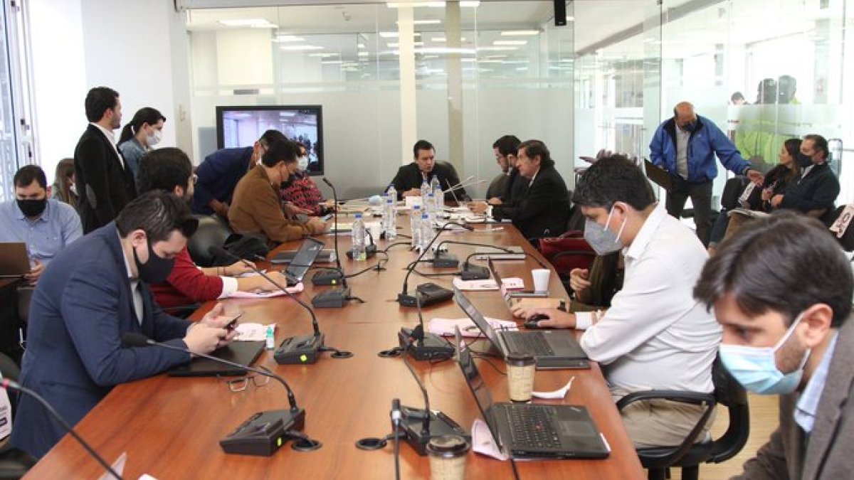 El informe para primer debate será enviado al pleno de la Asamblea en donde se espera hayan más aportes a la normativa del Gobierno.