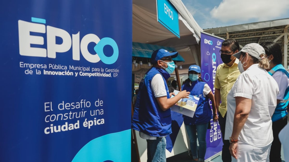 Trabajadores de Épico, una empresa pública creada en esta administración.