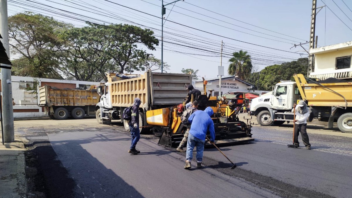 Trabajos. Diferentes ciudadanos se quejaron del mal estado de la calzada.