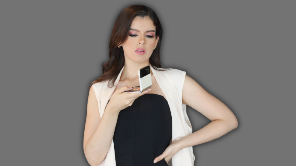 Samsung ha fabricado un objeto de deseo para los amantes de la moda: un smartphone con mucho estilo.