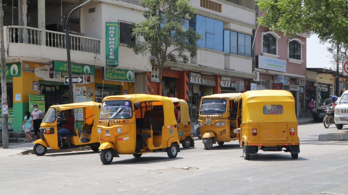 Territorios. En populares zonas de Guayaquil como, por ejemplo, Bastión, Guasmos y Trinitaria, son comunes las tricimotos, pues llegan a sectores donde son escasas las líneas de buses. 