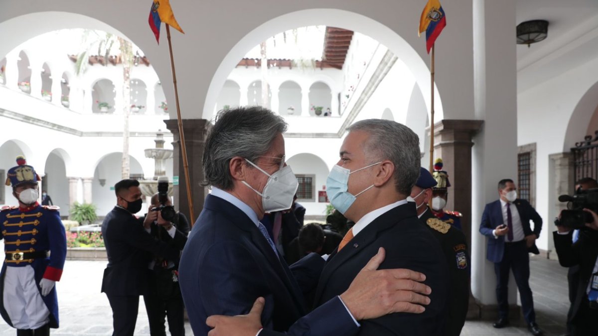 Reunión. Los presidentes Guilermo Lasso e Iván Duque se reúnen este domingo  21 de noviembre en Carondelet.