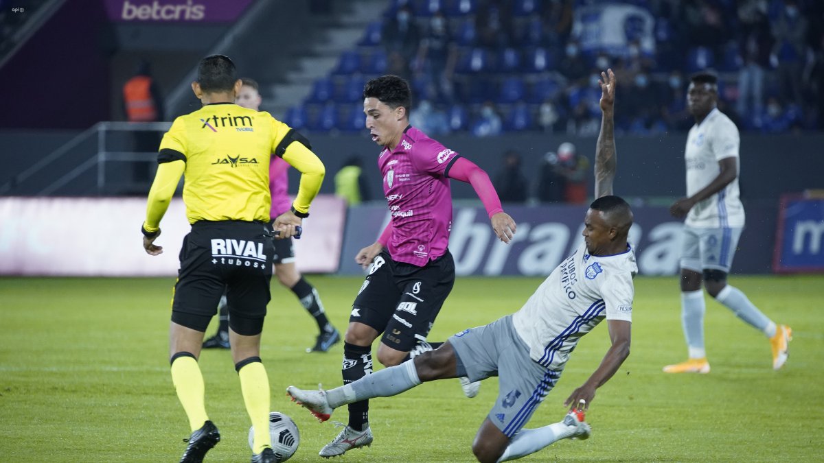 Emelec llega a la última fecha con ventaja en la tabla acumulada para cerrar en casa las finales de la LigaPro, mientras que Independiente del Valle espera superarlo con la intención de ser local en el duelo de vuelta.