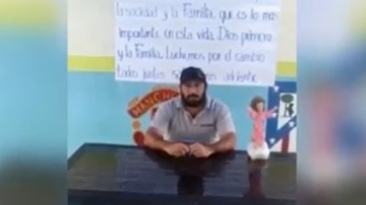 Caprtura de pantalla del audiovisual subido por Alias Fito.