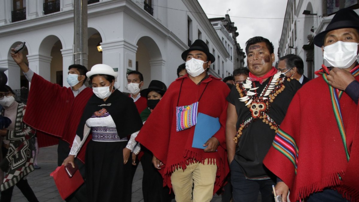 Iza llegó este 21 de diciembre a Imbabura a donde había citado al bloque de Pachakutik en la Asamblea para una rendición de cuentas.