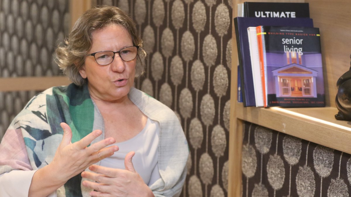 Es la embajadora de Italia en Ecuador desde el 2 de diciembre de 2019.