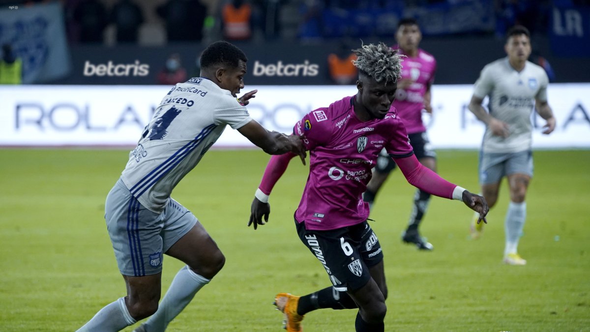 Independiente del Valle derrotó a Emelec en el estadio Banco Guayaquil por la fecha 13 de la segunda etapa de LigaPro.