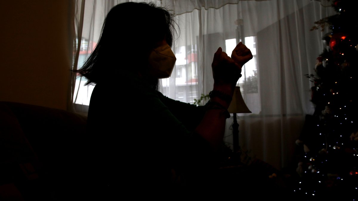 Víctima. Narcisa espera ayudar con su testimonio a otras mujeres que están pasando por situaciones como las que ella pasó durante 20 años.