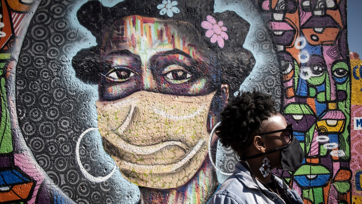 Las mutaciones podrían llevar a la emergencia de variantes más preocupantes del virus