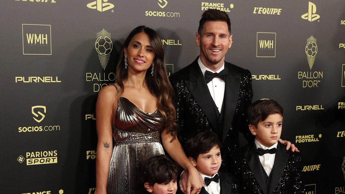 Messi, el último en ganarlo en 2019, ya que el año pasado no se entregó a causa de la pandemia, hizo valer la victoria de Argentina en la Copa América y la Copa del Rey con el Barça, además de haber acabado la temporada como máximo goleador de su campeonato.