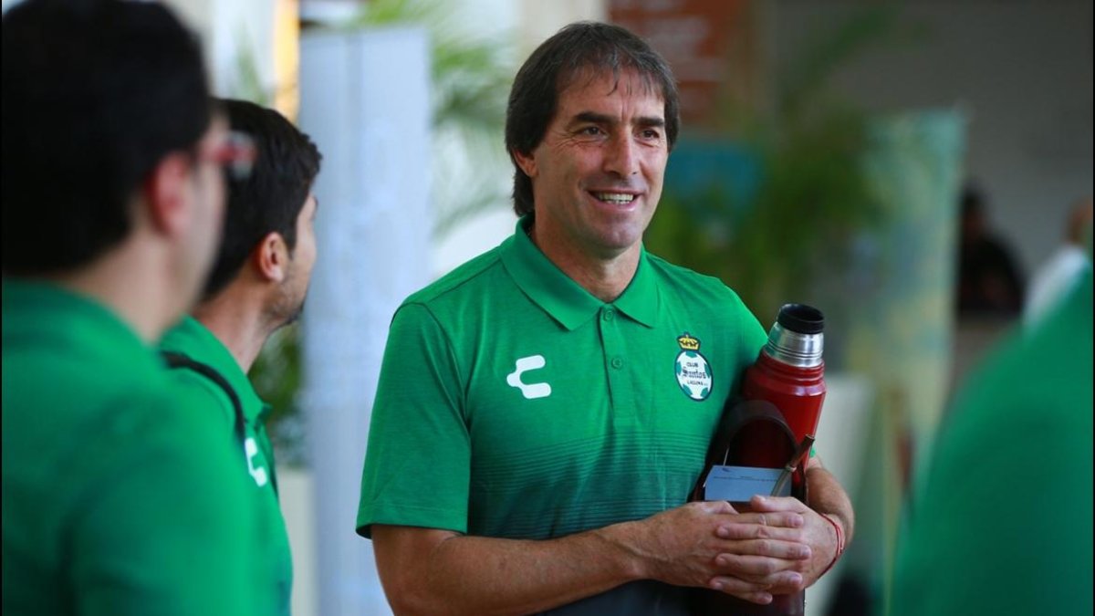 El técnico del Santos mexicano fue cesado del club, este 29 de noviembre.