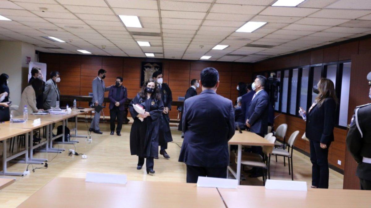 Diligencia. El tribunal que conoce la apelación en el caso Singue no instaló la audiencia prevista para ayer.