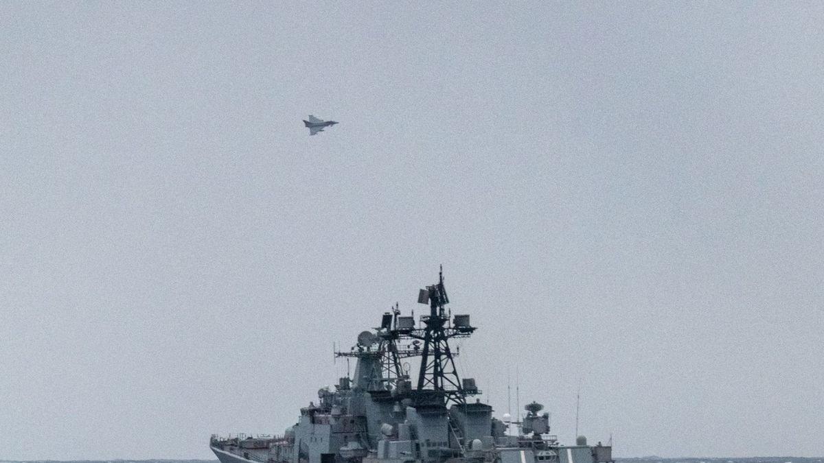 La Armada rusa efectúa ejercicios militares de temporada en el Mar Negro.