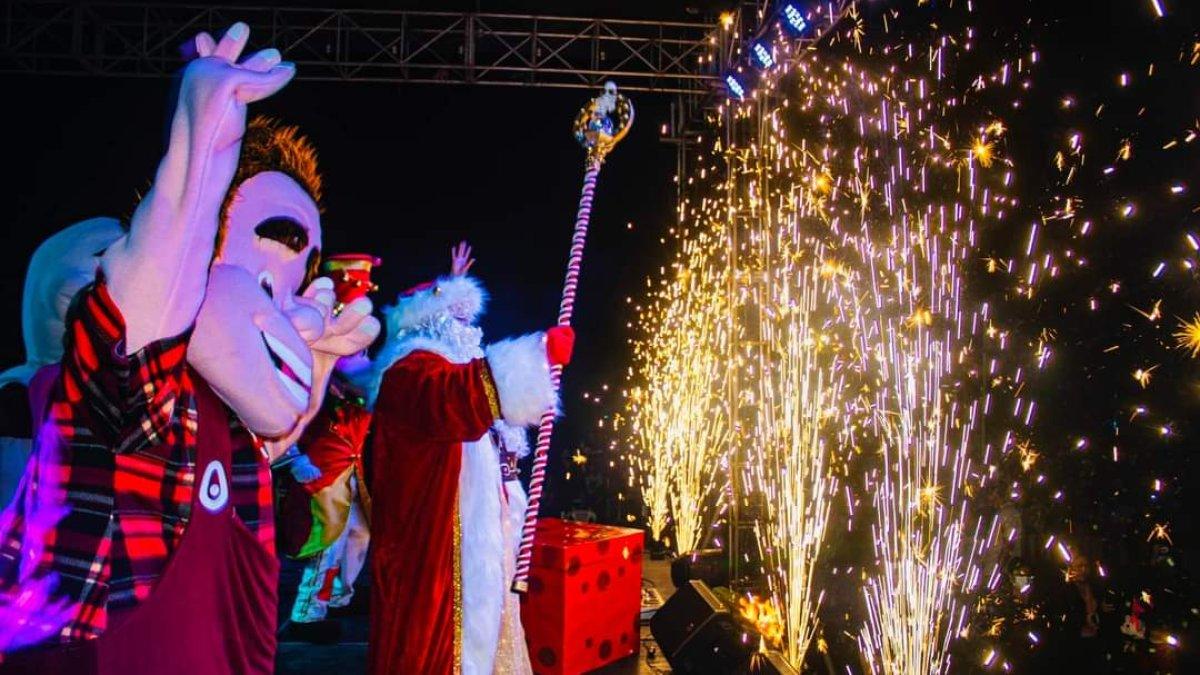 En El Tablazo, en Santa Elena, un concierto navideño dio por inaugurada las fiestas.