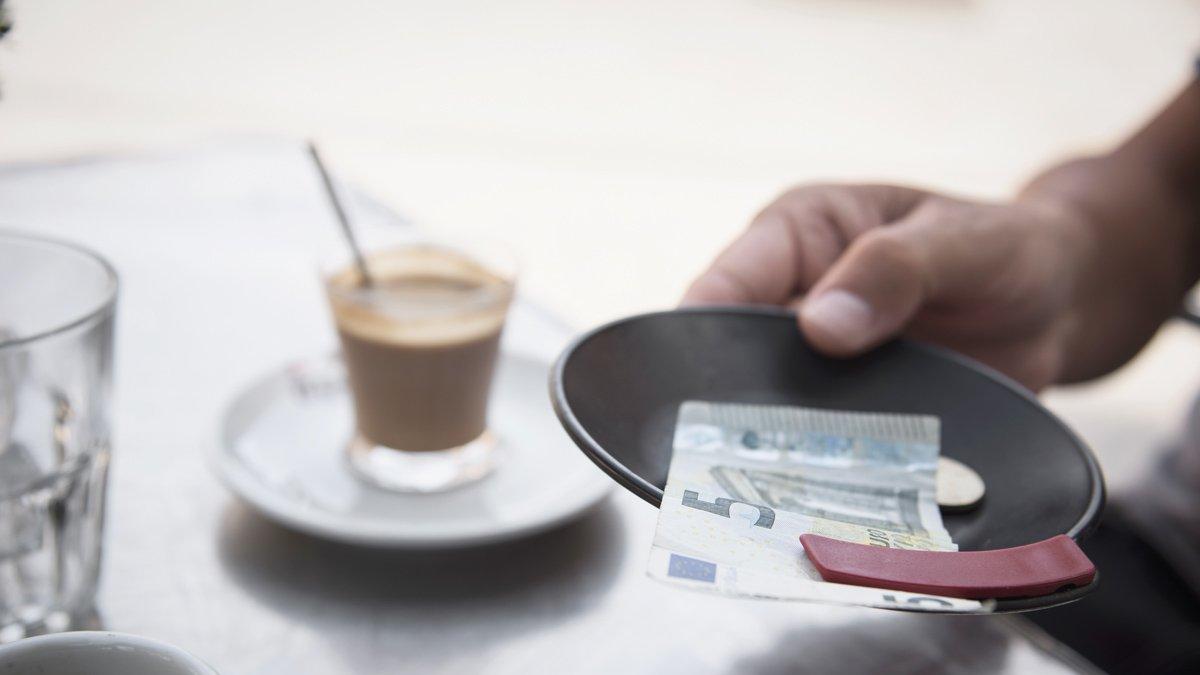 El euro perdió poder en la última jornada. Cayó por debajo de 1,13 dólares.