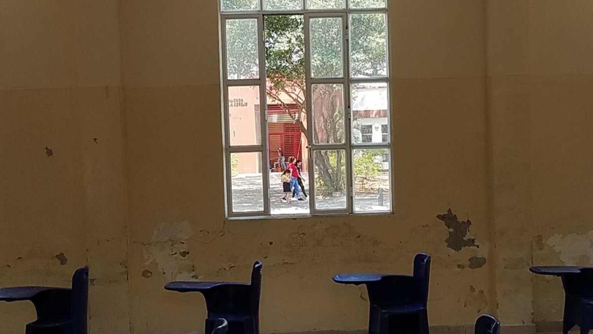 El pasado 30 de noviembre, el COE Nacional anunció la suspensión del plan de retorno a clases presenciales en la Costa para mayo del próximo año.