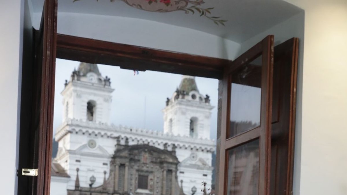 El mandatario realizó el anuncio durante un programa realizado por la Secretaría General de Comunicación.