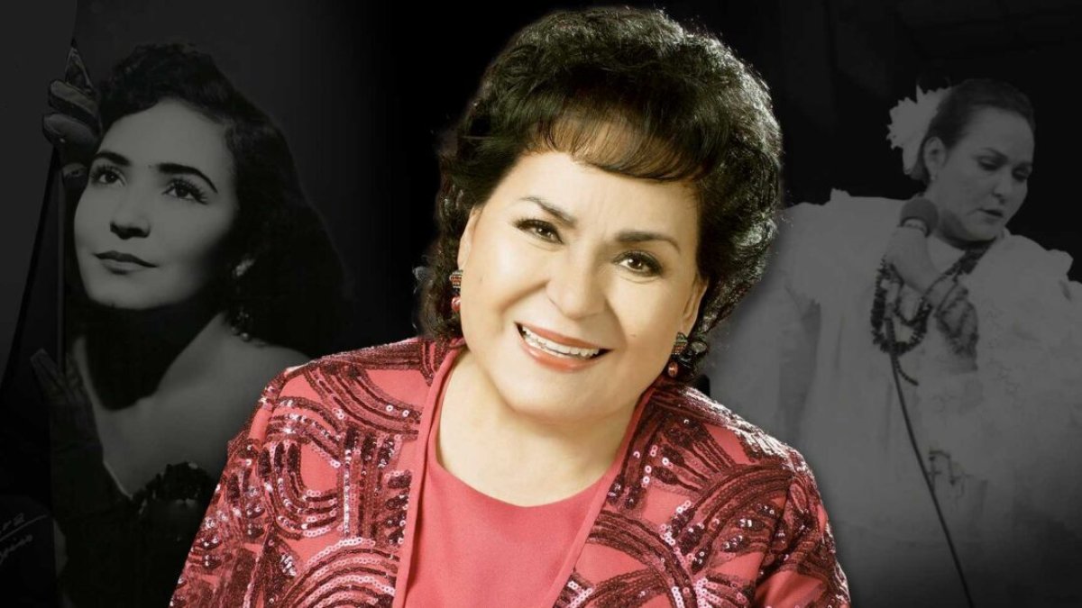La actriz Carmen Salinas trabajó al lado de grandes figuras del cine como María Félix.