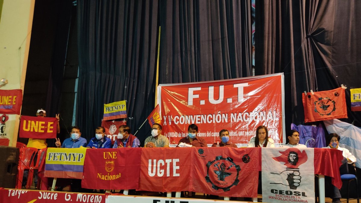 La organización y grupos afines se reunieron en el auditorio de Radio Moreno en Guayaquil.