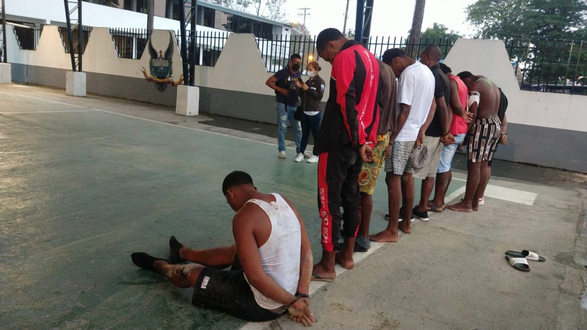 Detención. La Policía detuvo a varios sospechosos entre los que se encontraría el autor del ataque a la UPC y la muerte del uniformado.