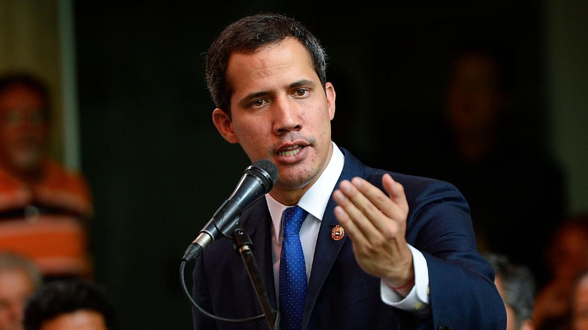 El considerado presidente interino de Venezuela, Juan Guaidó, urge una oposición fortalecida y unida,