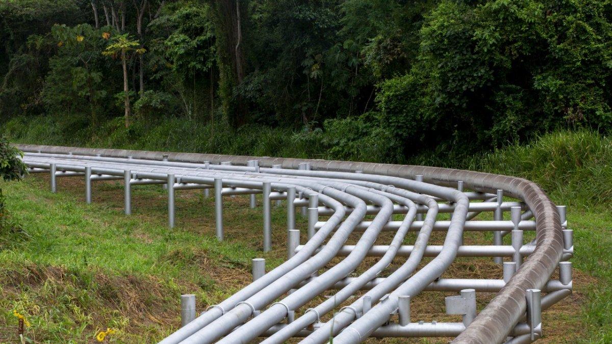 Los oleoductos han parado su bombeo debido a trabajos preventivos ante el avance de la erosión.