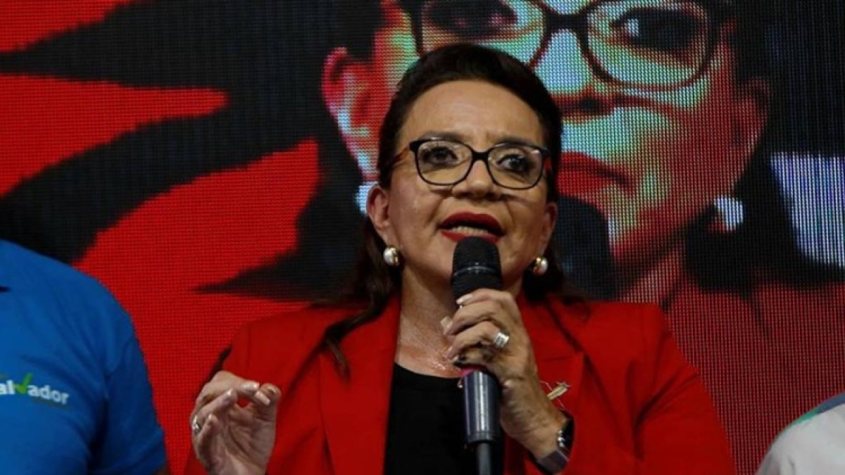 La virtual presidenta de Honduras, Xiomara Castro, durante la campaña electoral.