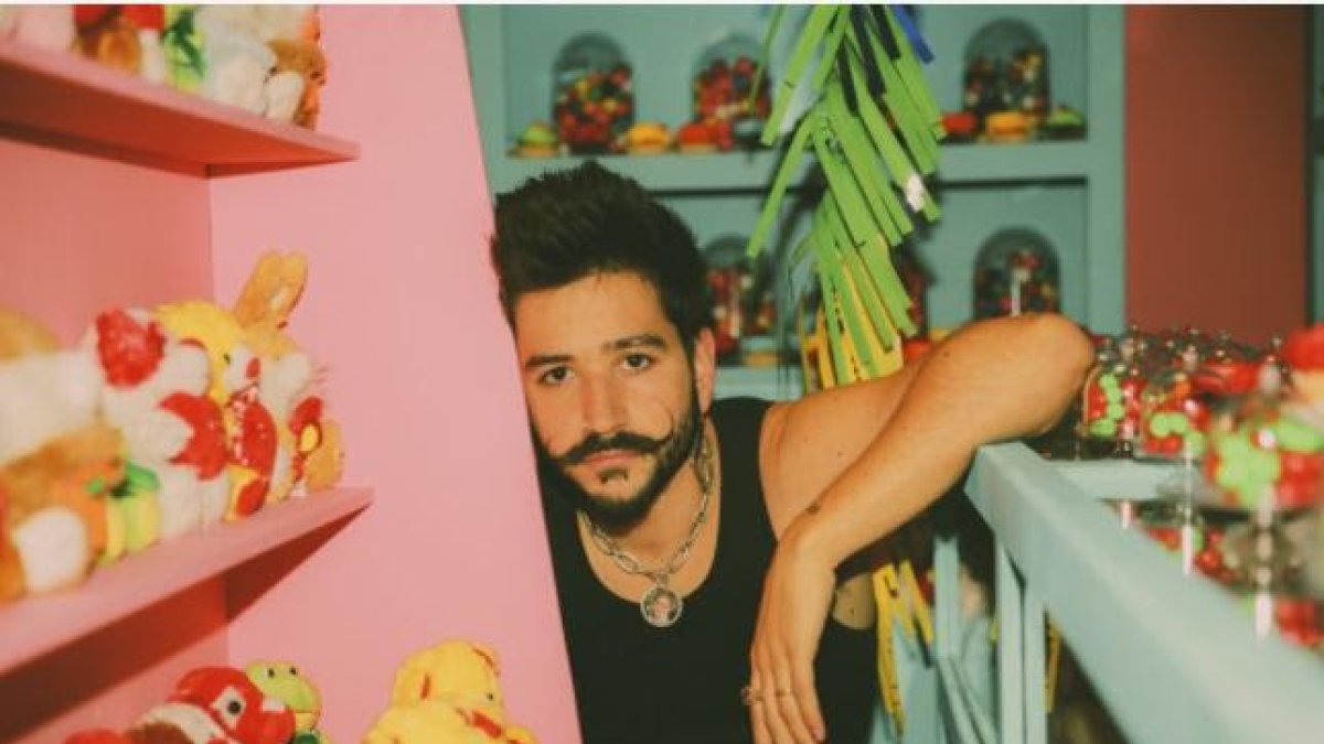 Pesadilla es el segundo sencillo del nuevo álbum de Camilo que se estrenará en el 2022.