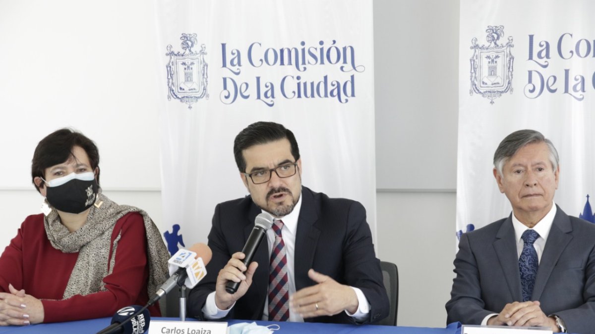 Grupo. El presidente de la Cámara de Comercio, Carlos Loaiza, participa.