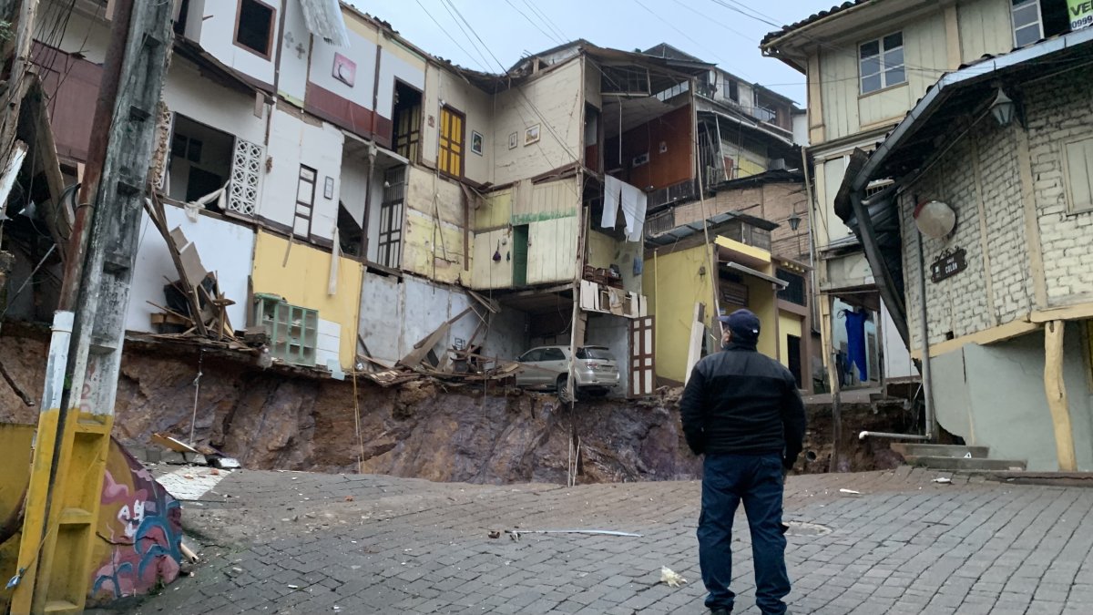 Afectados. Hay 300 evacuados pero, pese al hundimiento, no se han registrado muertos ni heridos.