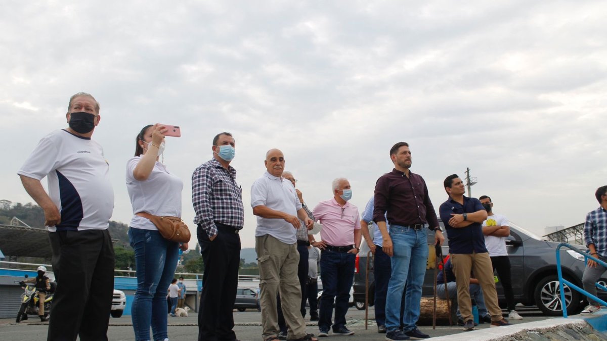 El viernes 17 de diciembre, personal de la Odebo y Fedeguayas recorrió escenarios.