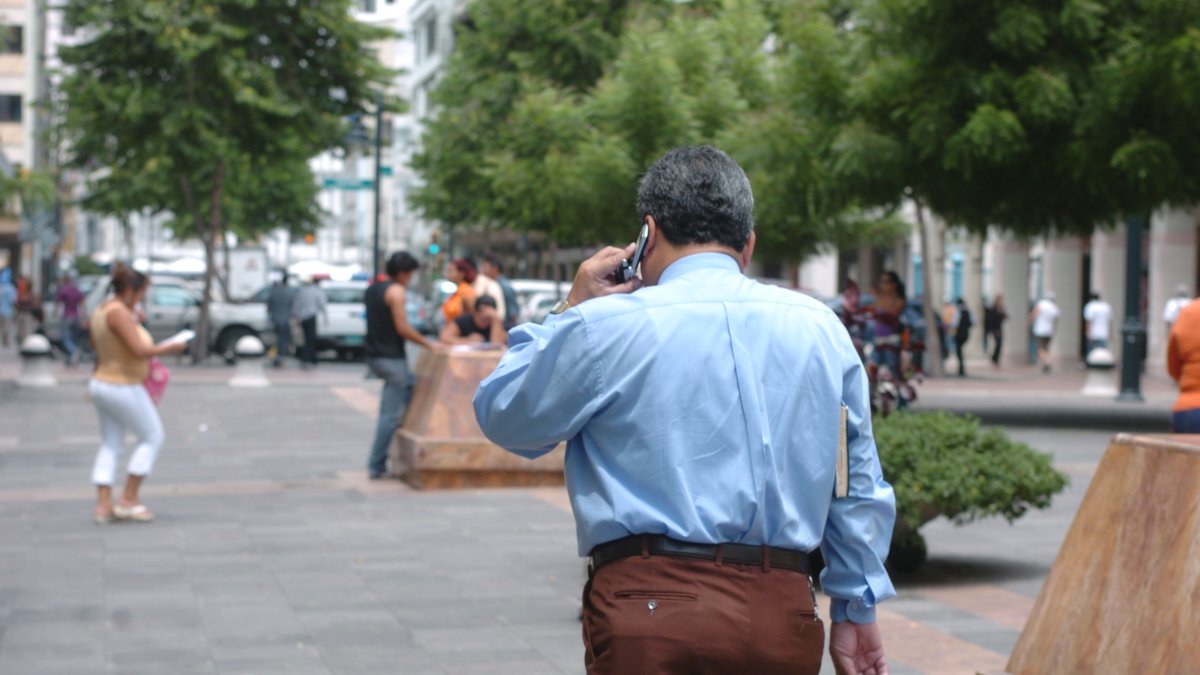 Problema. No todas las empresas han enviado el listado de los call center que apoyan en el contacto con los clientes.