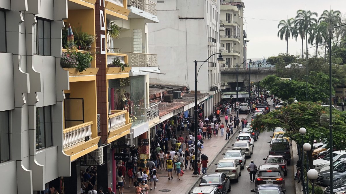 La bahía de Guayaquil es el espacio comercial más visitado durante las festividades de diciembre